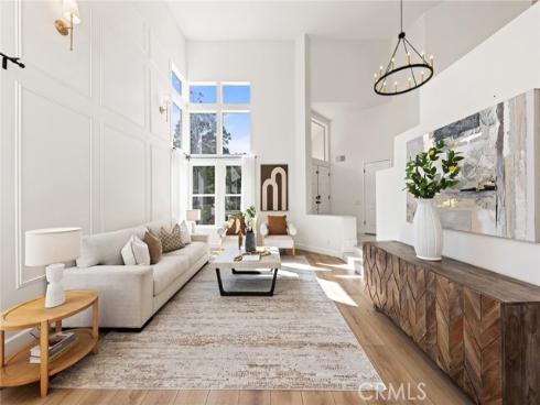 910 S Barton Court, Anaheim, CA