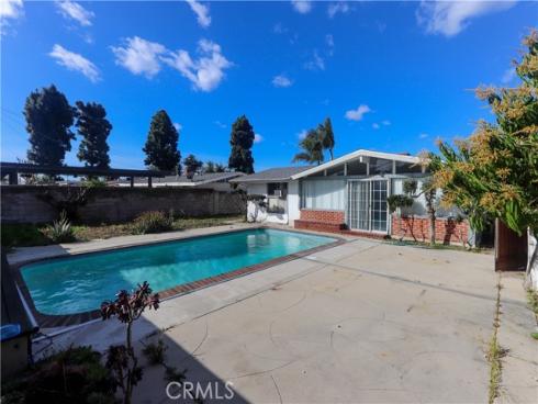 9682 Hillview , Anaheim, CA