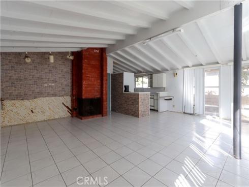 9682 Hillview , Anaheim, CA