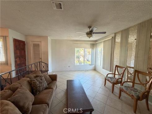 200 E Charlotte  , Anaheim, CA