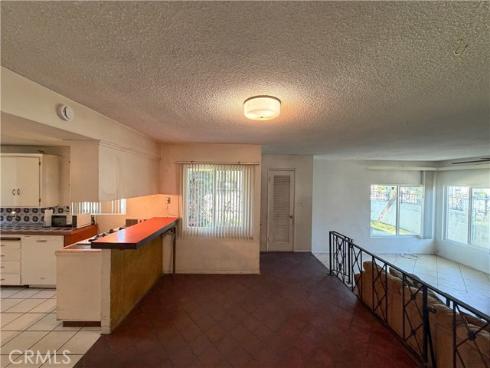 200 E Charlotte  , Anaheim, CA