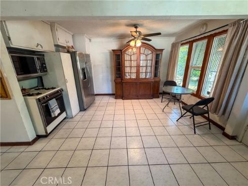 200 E Charlotte  , Anaheim, CA