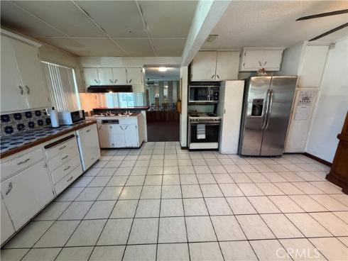 200 E Charlotte  , Anaheim, CA