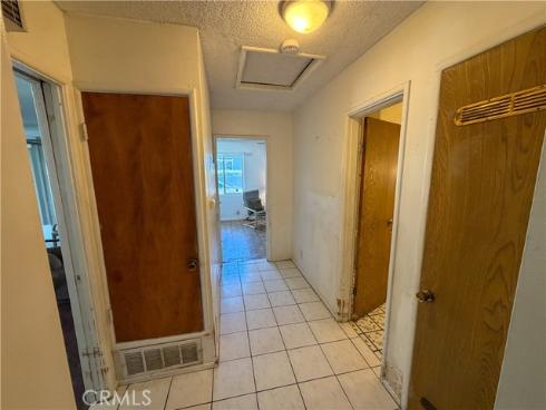 200 E Charlotte  , Anaheim, CA