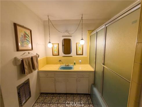 200 E Charlotte  , Anaheim, CA