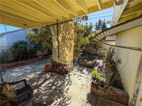 200 E Charlotte  , Anaheim, CA