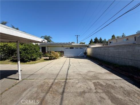 200 E Charlotte  , Anaheim, CA