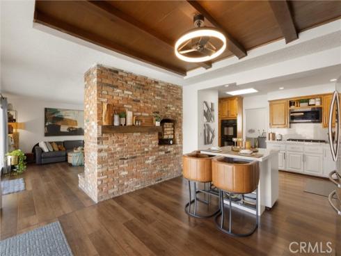 1675 W Mells , Anaheim, CA