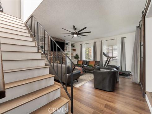 1675 W Mells , Anaheim, CA