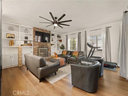 1675 W Mells , Anaheim, CA