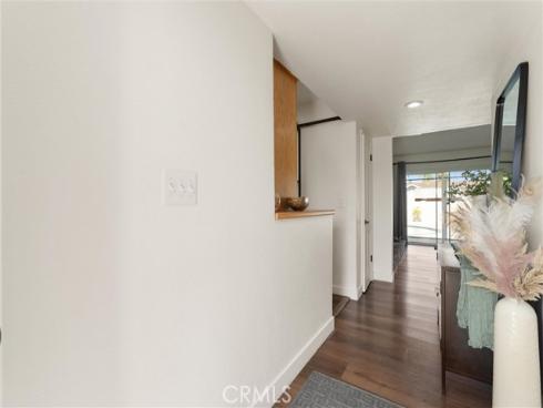 1675 W Mells , Anaheim, CA