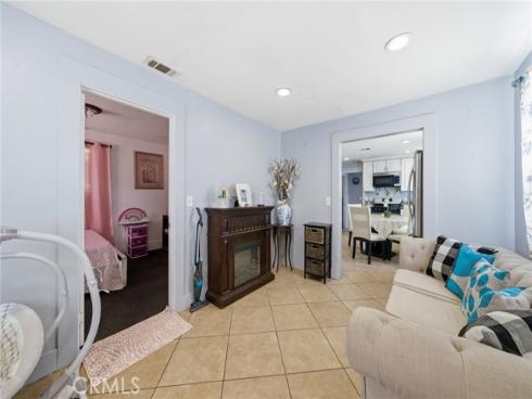 117 E Sycamore , Anaheim, CA