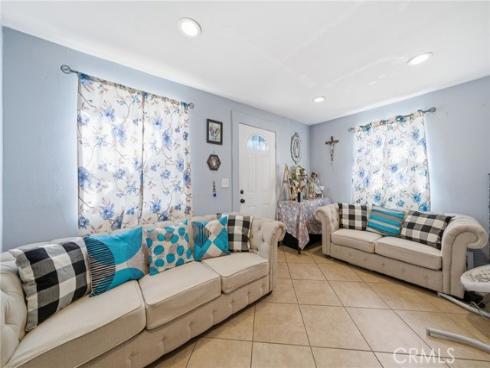 117 E Sycamore , Anaheim, CA