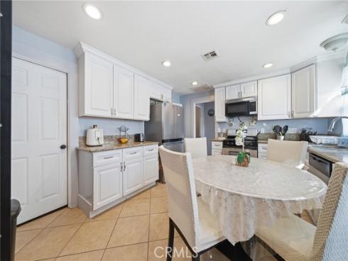 117 E Sycamore , Anaheim, CA