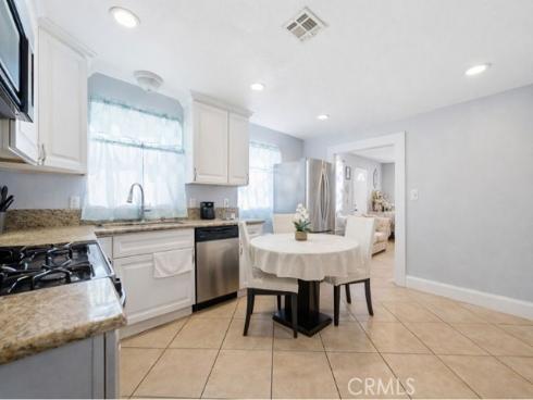 117 E Sycamore , Anaheim, CA