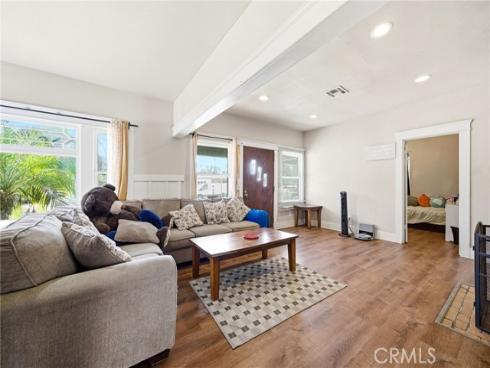 117 E Sycamore , Anaheim, CA