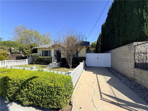 318 N Claudina  , Anaheim, CA