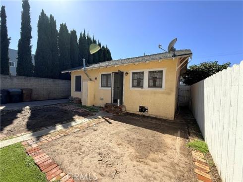 318 N Claudina  , Anaheim, CA