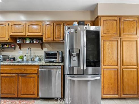 2011 W Katella , Anaheim, CA