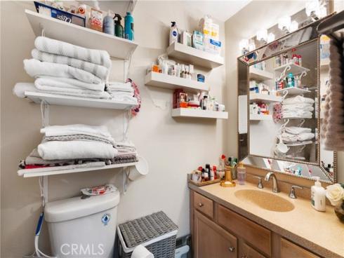 2011 W Katella , Anaheim, CA