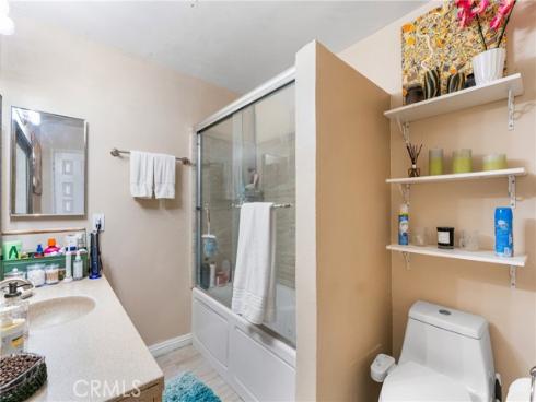 2011 W Katella , Anaheim, CA