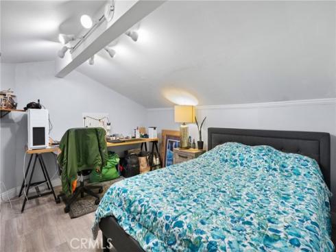 2011 W Katella , Anaheim, CA