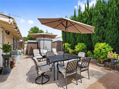 2011 W Katella , Anaheim, CA