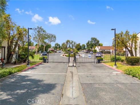 2011 W Katella , Anaheim, CA