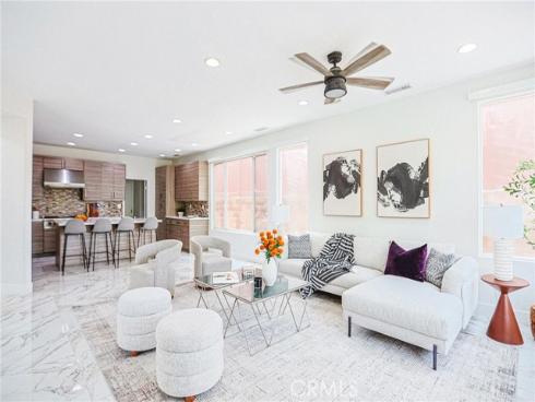 8755 E Garden View , Anaheim, CA