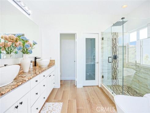 8755 E Garden View , Anaheim, CA