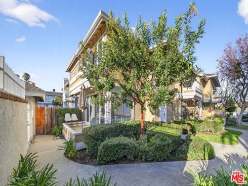 282 S Seneca  CI49  Circle, Anaheim, CA