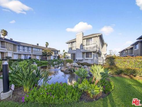 282 S Seneca  CI49  Circle, Anaheim, CA