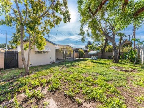 719 S Roanne  , Anaheim, CA