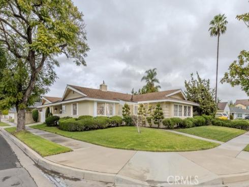 1879 W. Nutwood Place