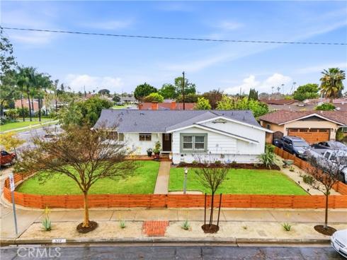 537 S Priscilla , Anaheim, CA