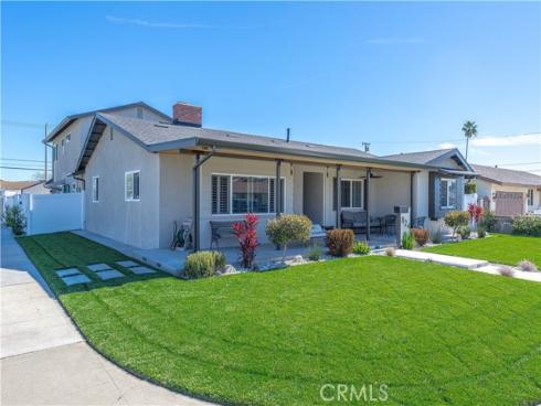 824 S Dune  , Anaheim, CA