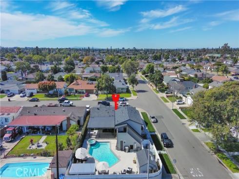 824 S Dune  , Anaheim, CA