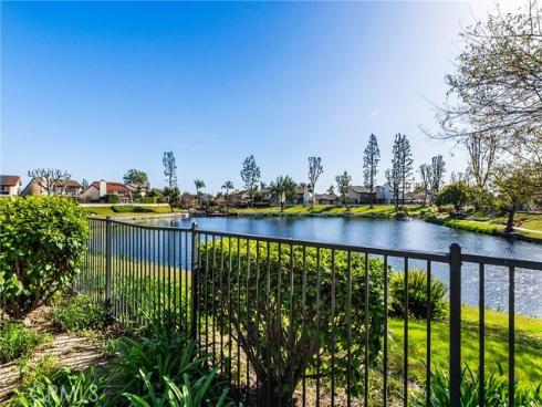 1955 W Clipper  , Anaheim, CA