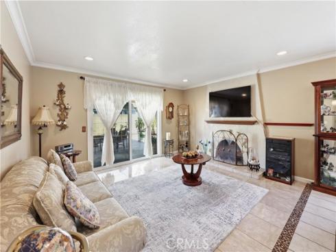 1817 E Alcove  , Anaheim, CA