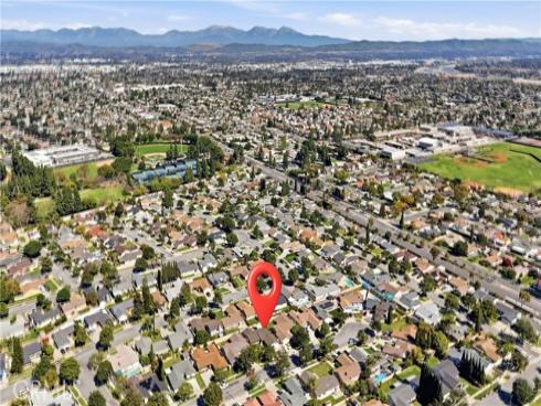 1817 E Alcove  , Anaheim, CA