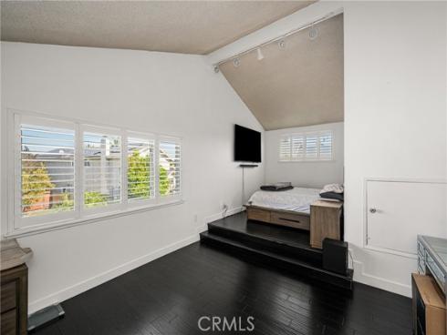 2221 E Nyon  , Anaheim, CA