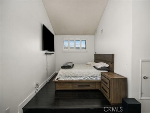 2221 E Nyon  , Anaheim, CA