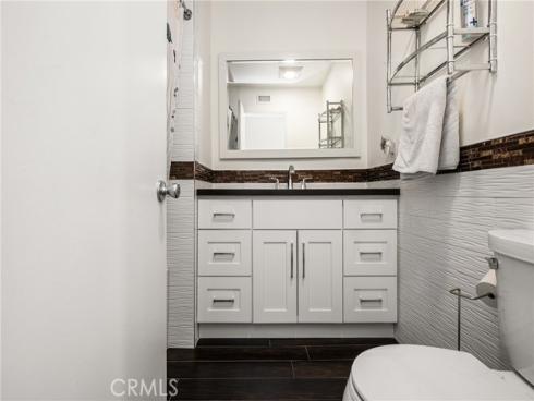 2221 E Nyon  , Anaheim, CA