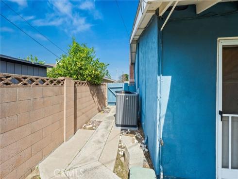 2750 E Diana   Avenue, Anaheim, CA