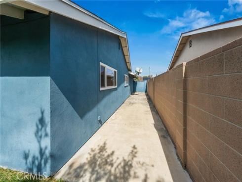 2750 E Diana   Avenue, Anaheim, CA