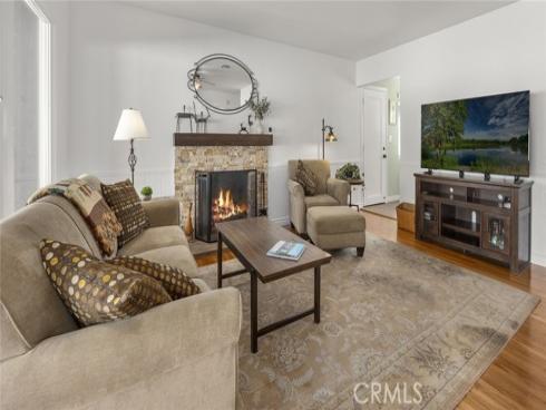 1632  S Songish St  , Anaheim, CA