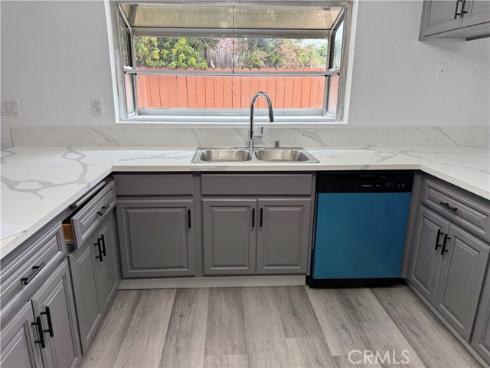 2435 W Broadway  , Anaheim, CA