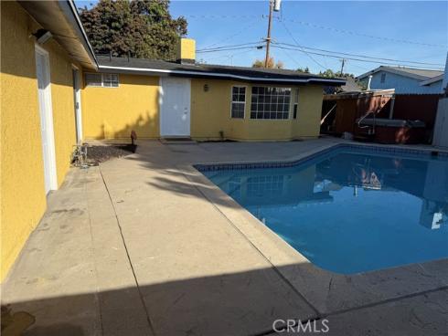 2435 W Broadway  , Anaheim, CA