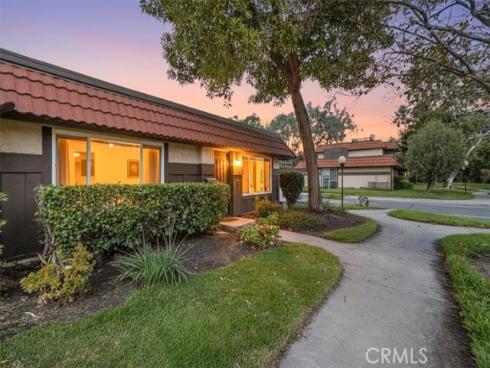 1425 N Parkhaven  , Anaheim, CA