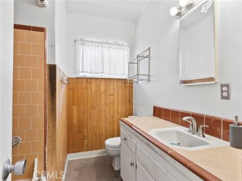 2106 W Forest  , Anaheim, CA